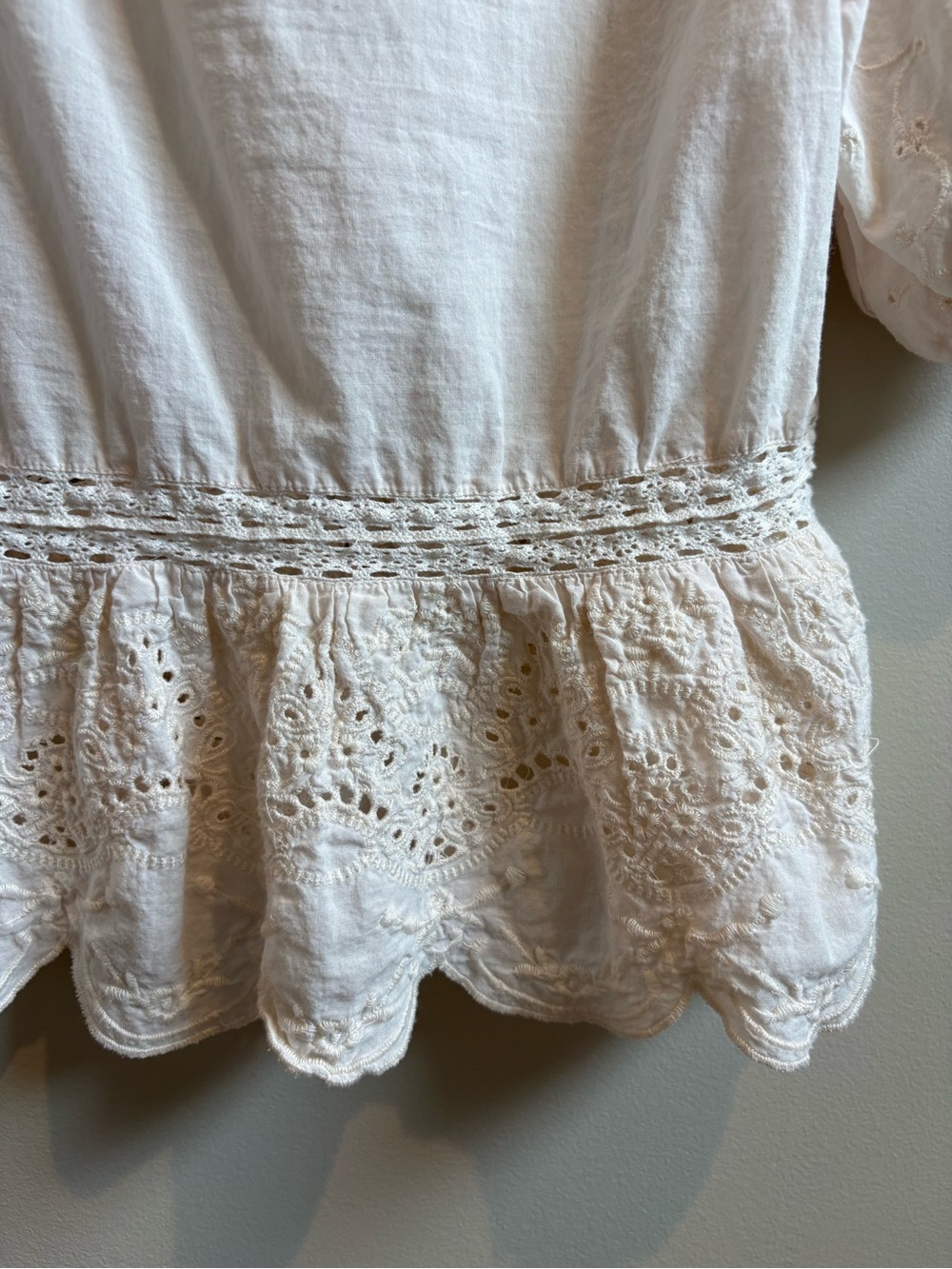 Anthropologie Cream Eyelet Pintuck Peplum Top - Picture 4 of 5